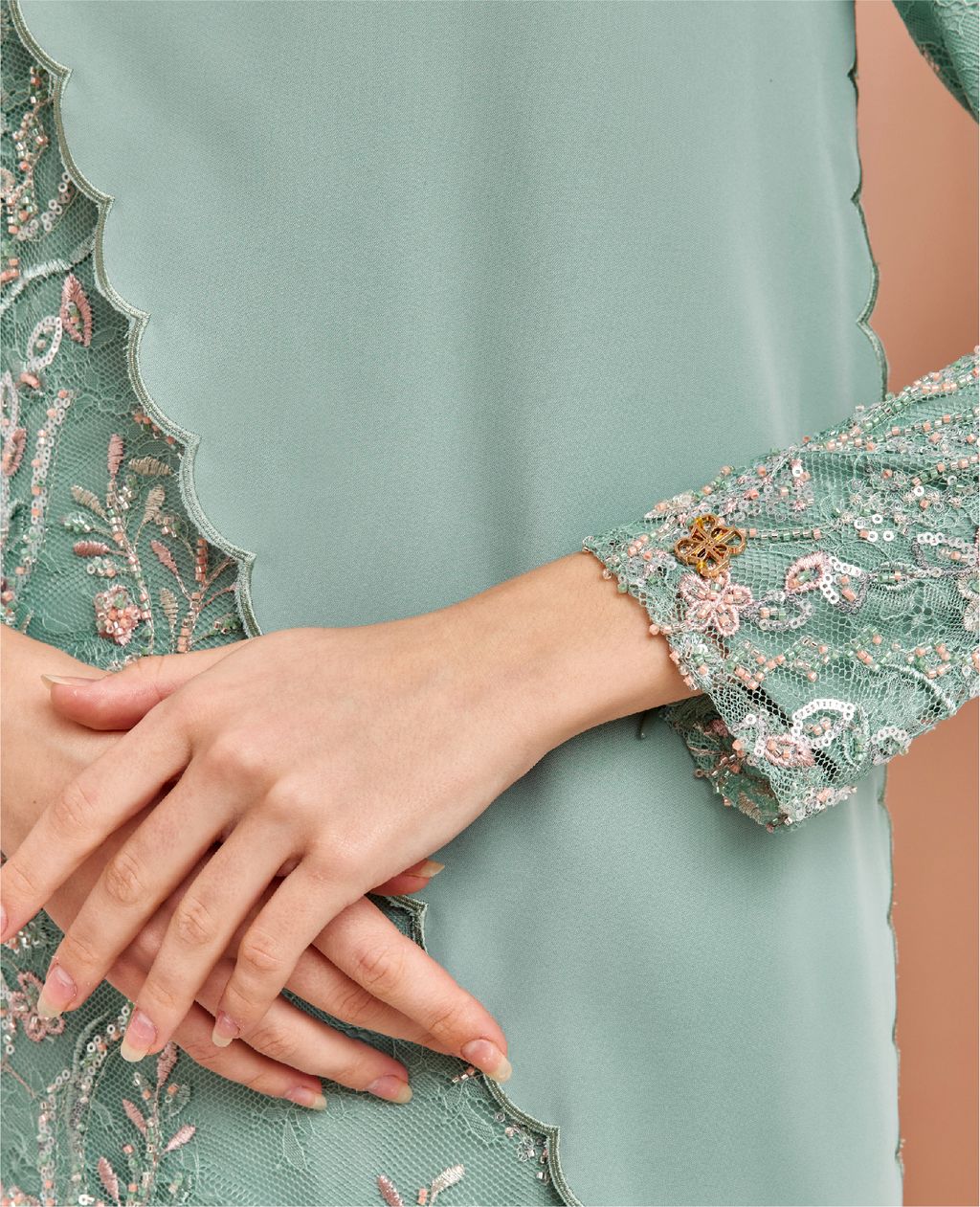 website lilith mini-09