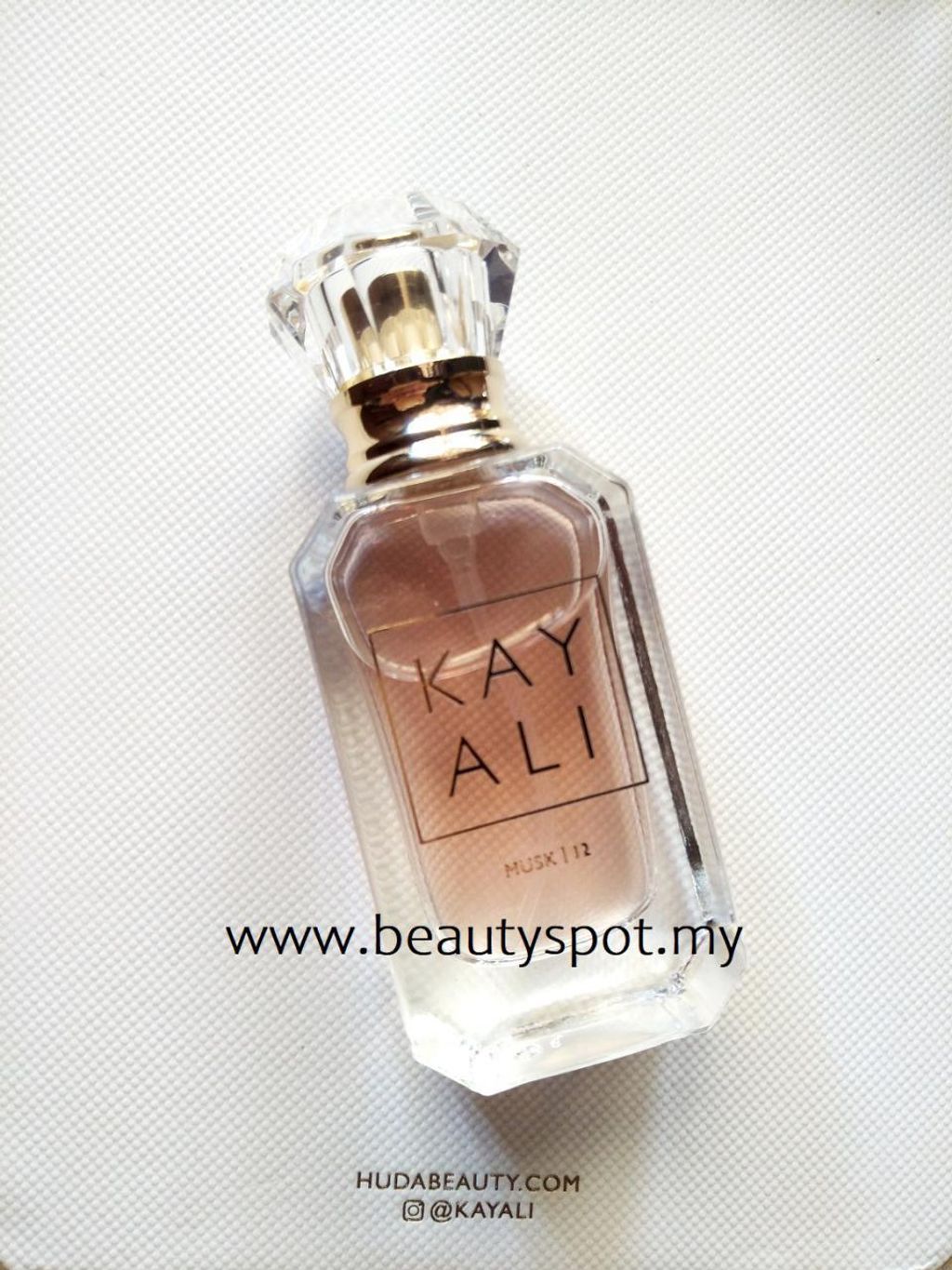 大人気大人気Kayali Musk Huda Beauty 香水(女性用) | purcellcom.com