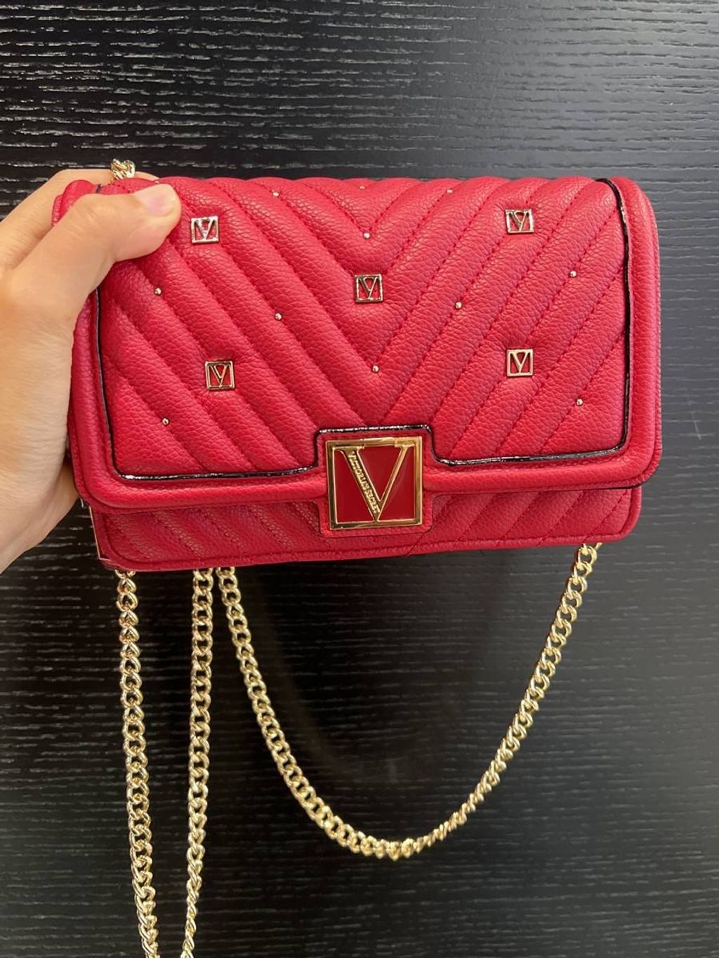 Victoria's Secret V-Quilt Small Bond Street Shoulder Bag - Berry Red –  Beautyspot