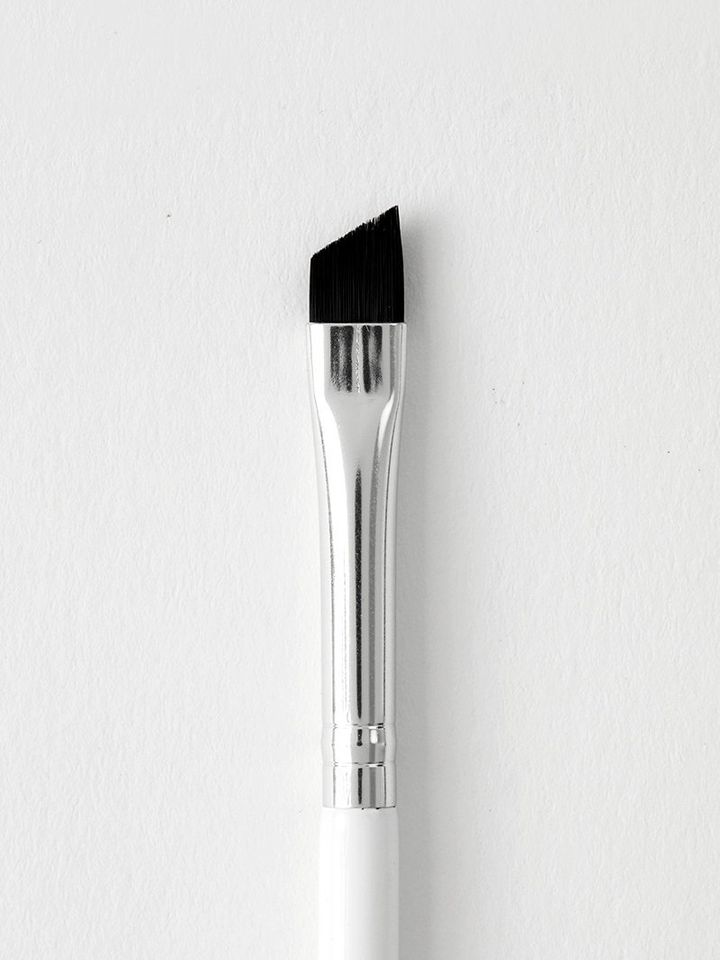 Colourpop ANGLED EYE BRUSH.jpg