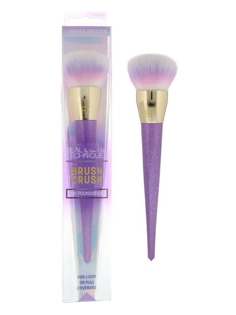 Real Techniques Brush Crush Collection - 301 Foundation Brush.jpg