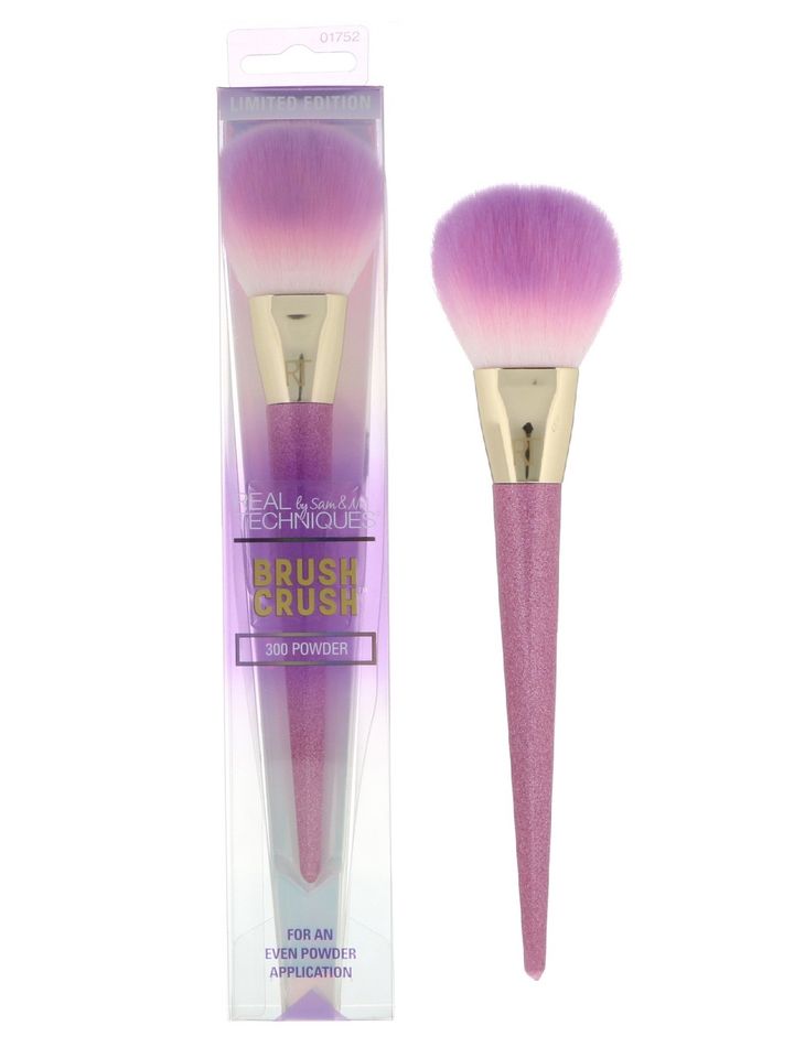 Real Techniques Brush Crush Collection - 300 Powder Brush.jpg