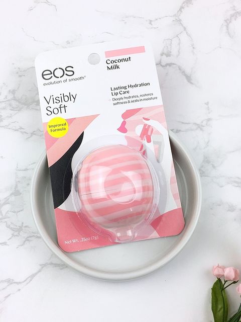 EOS Visibly Soft Smooth Sphere Lip Balm - Coconut Milk.jpg