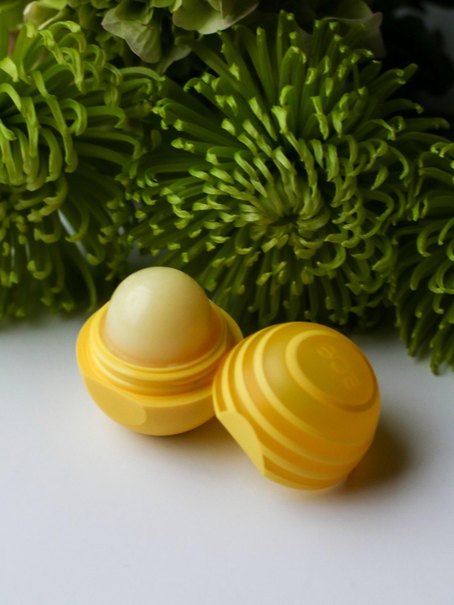 EOS Active Protection Lip Balm Lemon Twist with SPF 15 Beautyspot