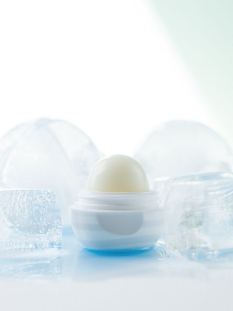 EOS Visibly Soft Smooth Sphere Lip Balm - Pure Hydration (Neutral Flavor).jpg