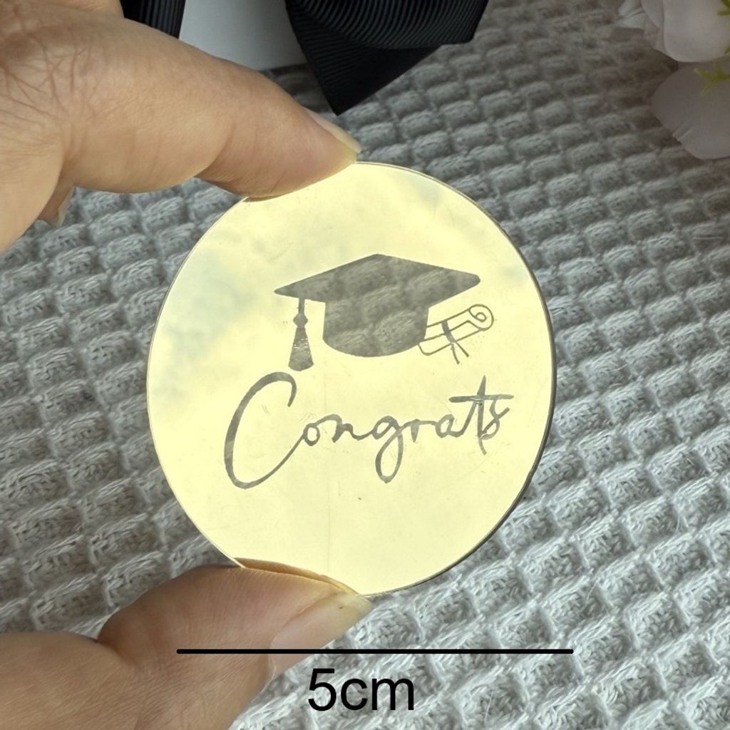 Topper_Graduate Round Congrats