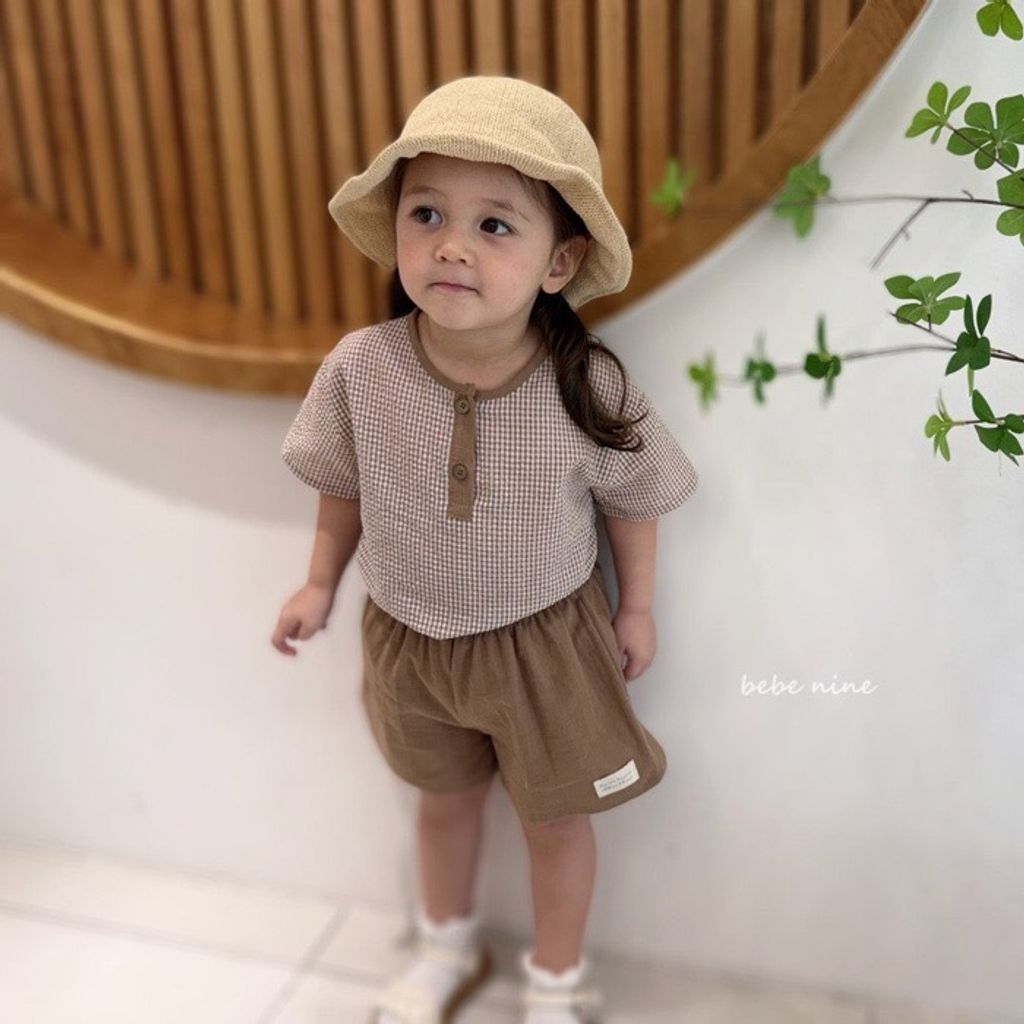 A43B17D6-C50C-41D8-B01A-30E8E547168D