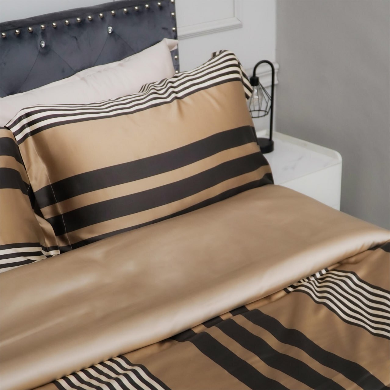 photo_6293983060428963322_y