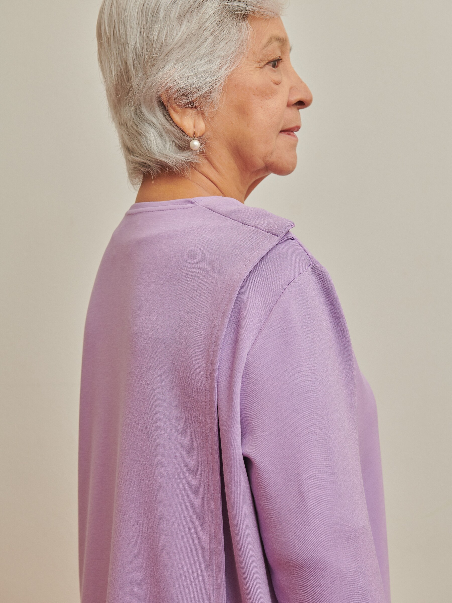 CareSnap Assist Top in Lilac 3