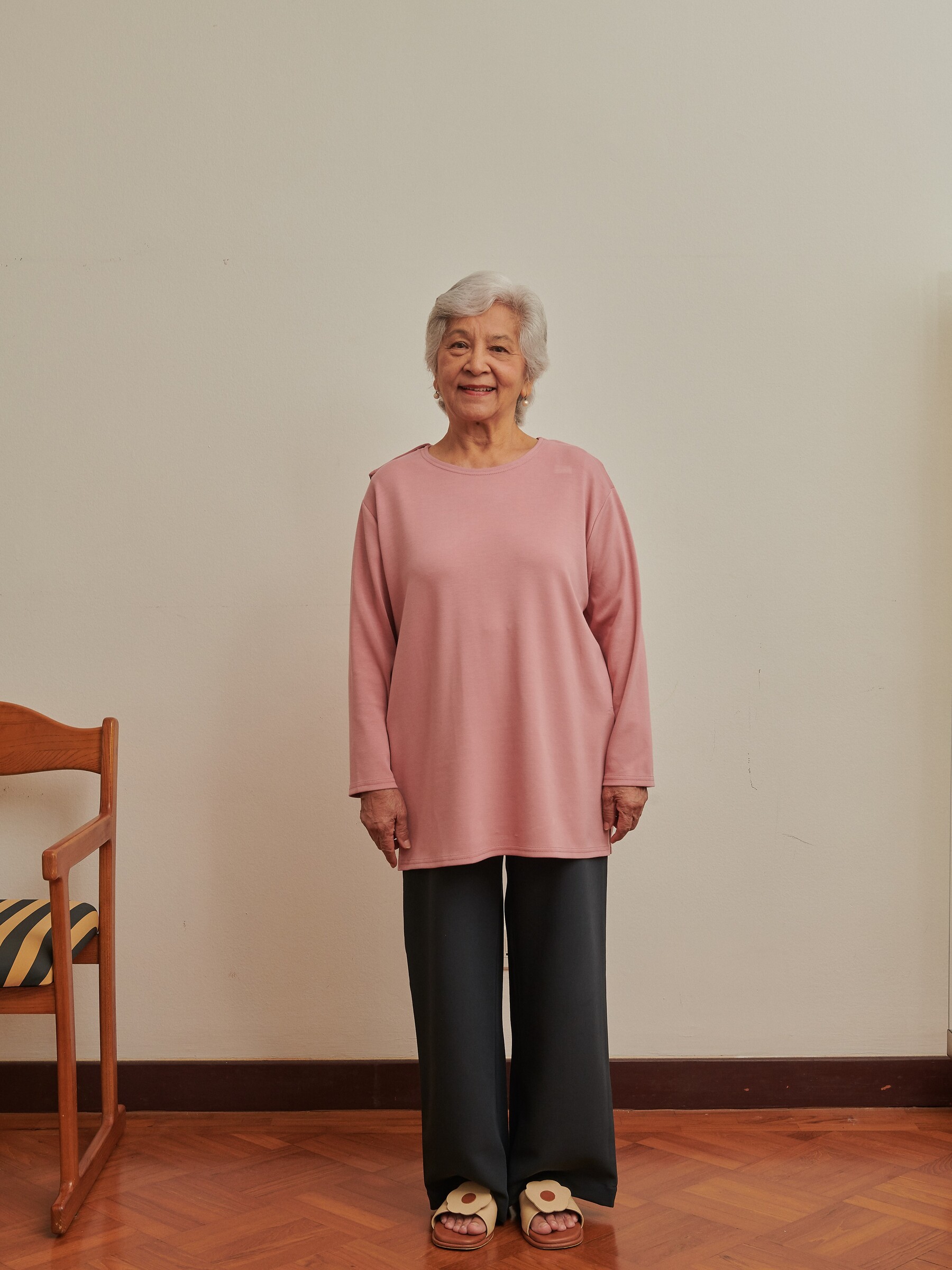 CareSnap Assist Top in Pink 1