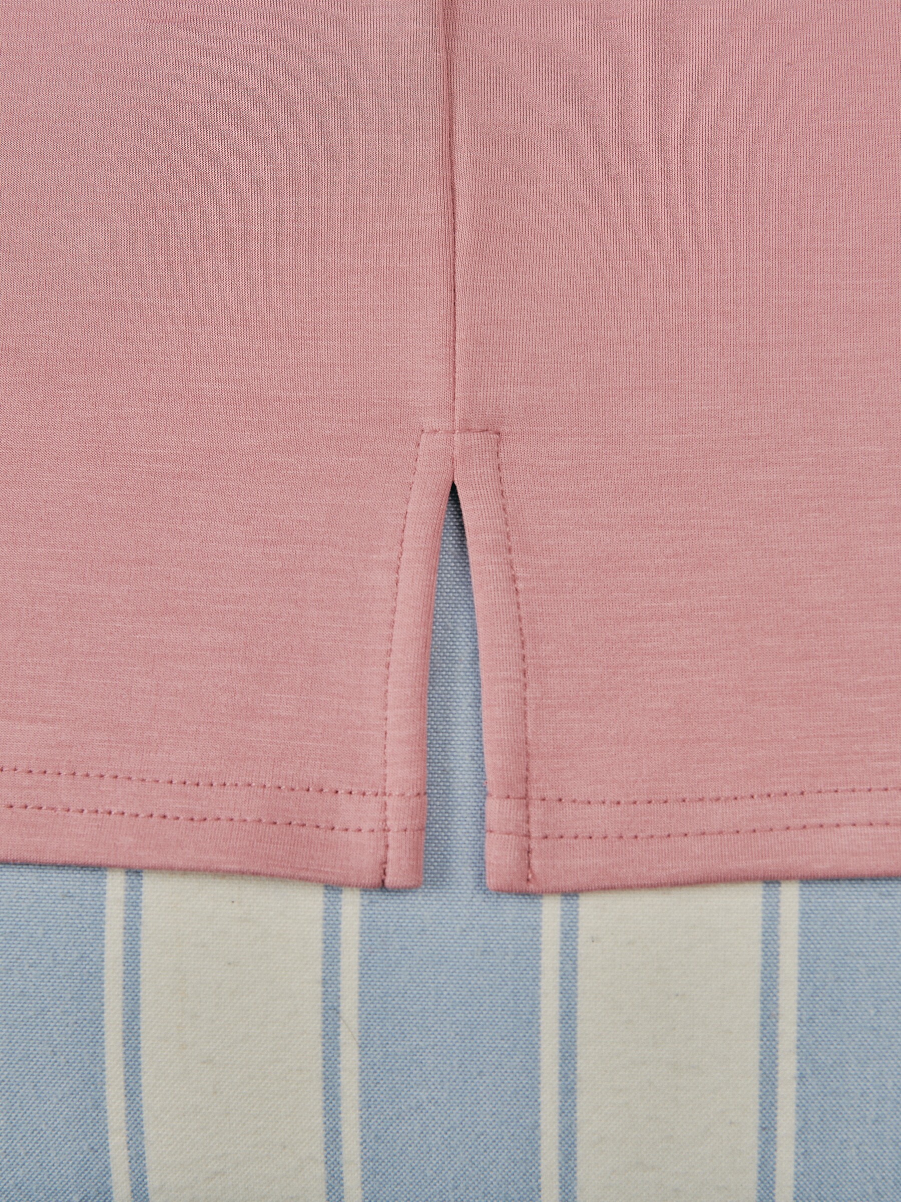 CareSnap Assist Top in Pink 9