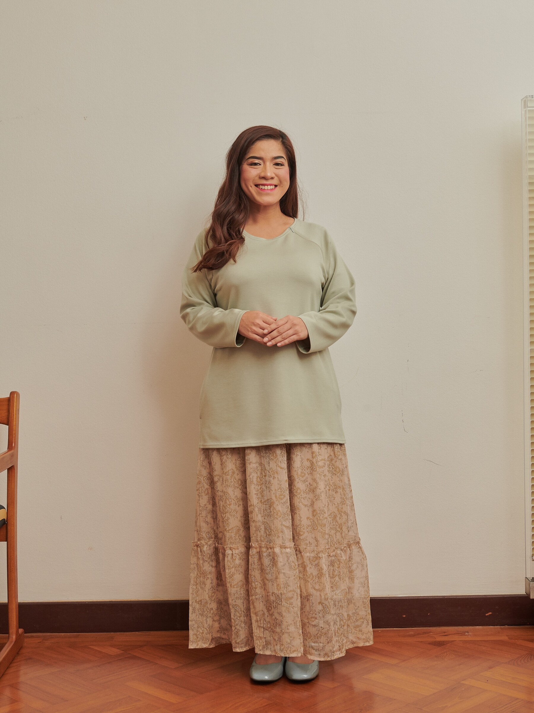 EaseZip Therapy Top in Sage Green 1