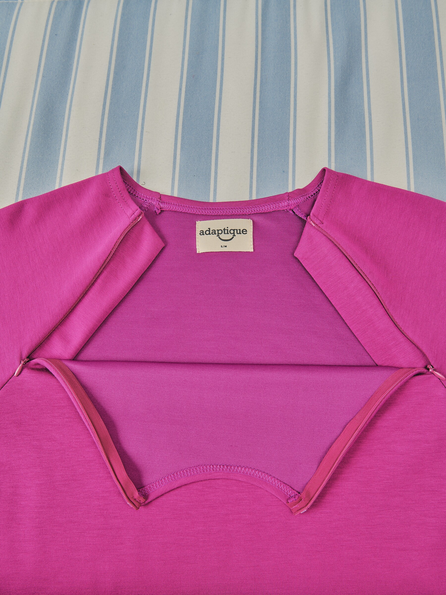 EaseZip Therapy Top in Fuschia 9