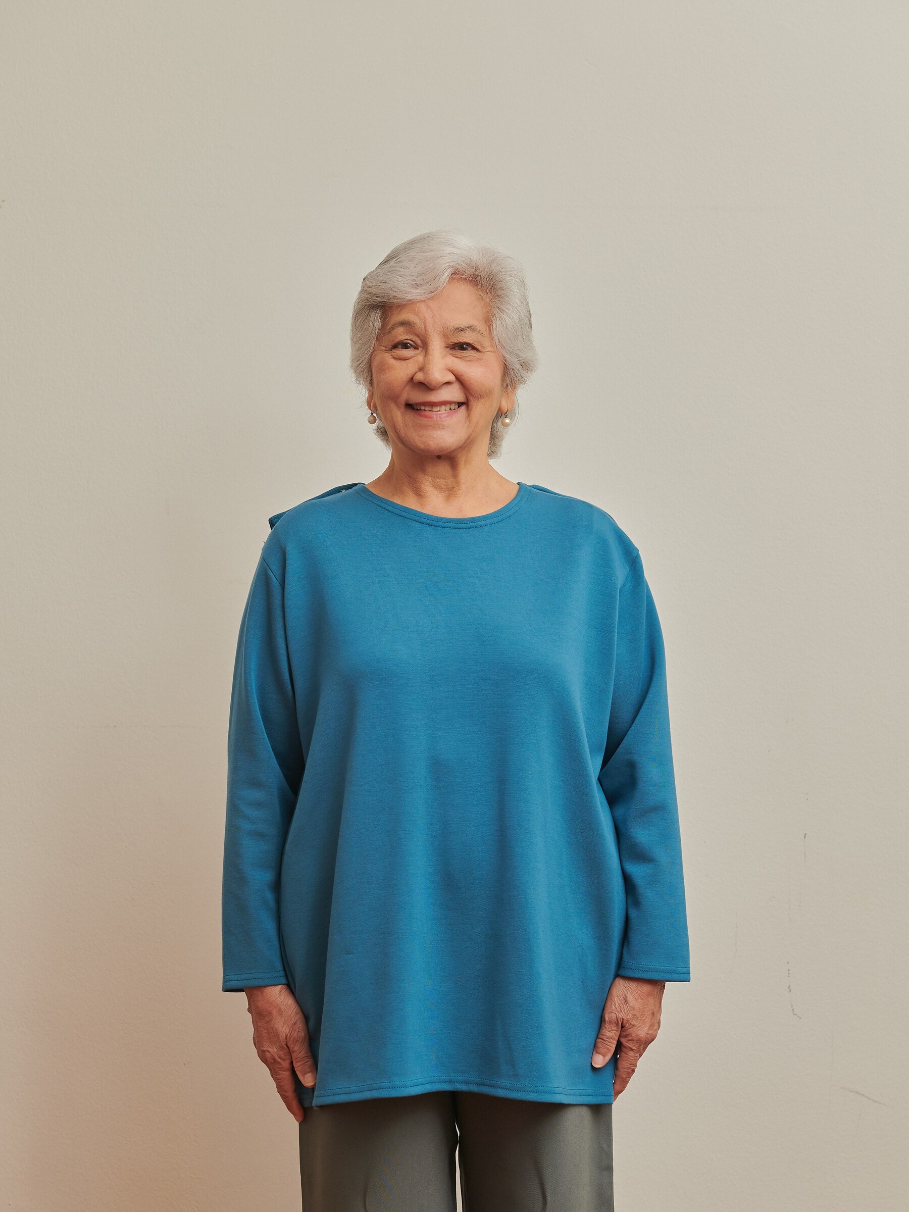 EaseZip Therapy Top in Teal Blue 2
