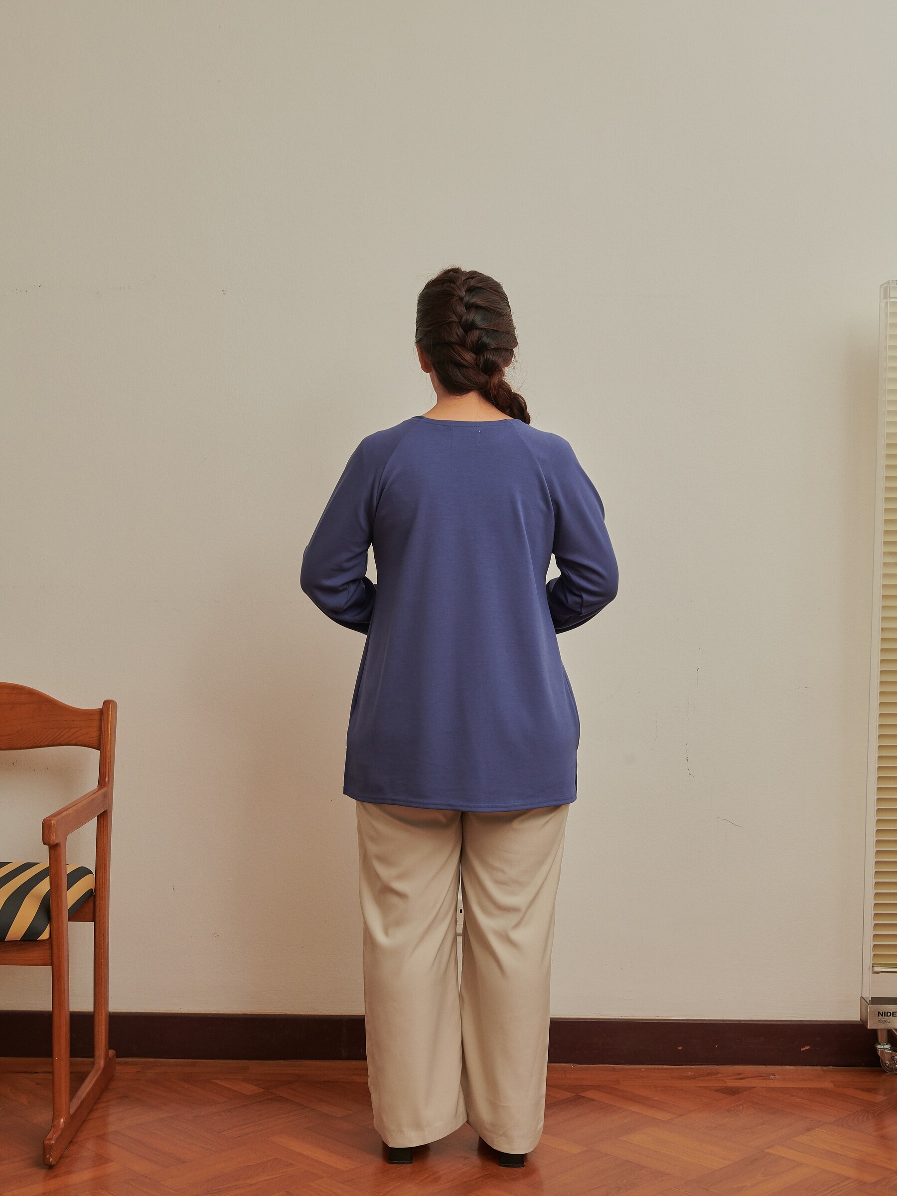 EaseZip Therapy Top in Indigo 2