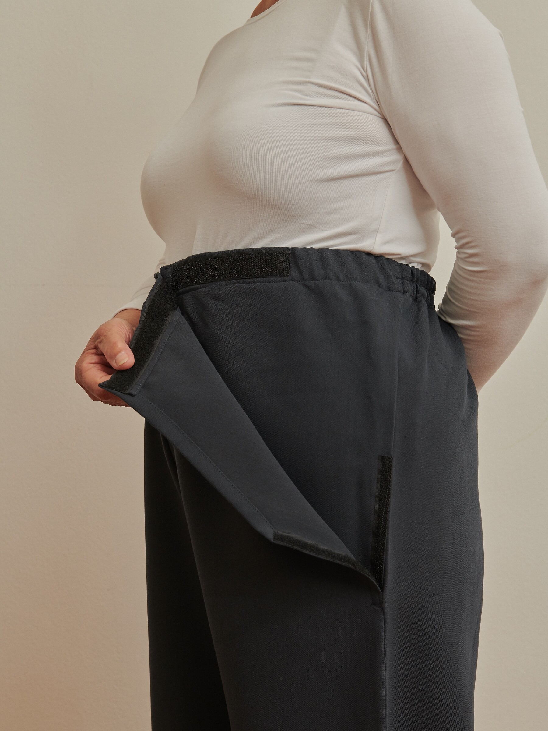 FlexiWear Mobility Pants in Dark Blue (3)