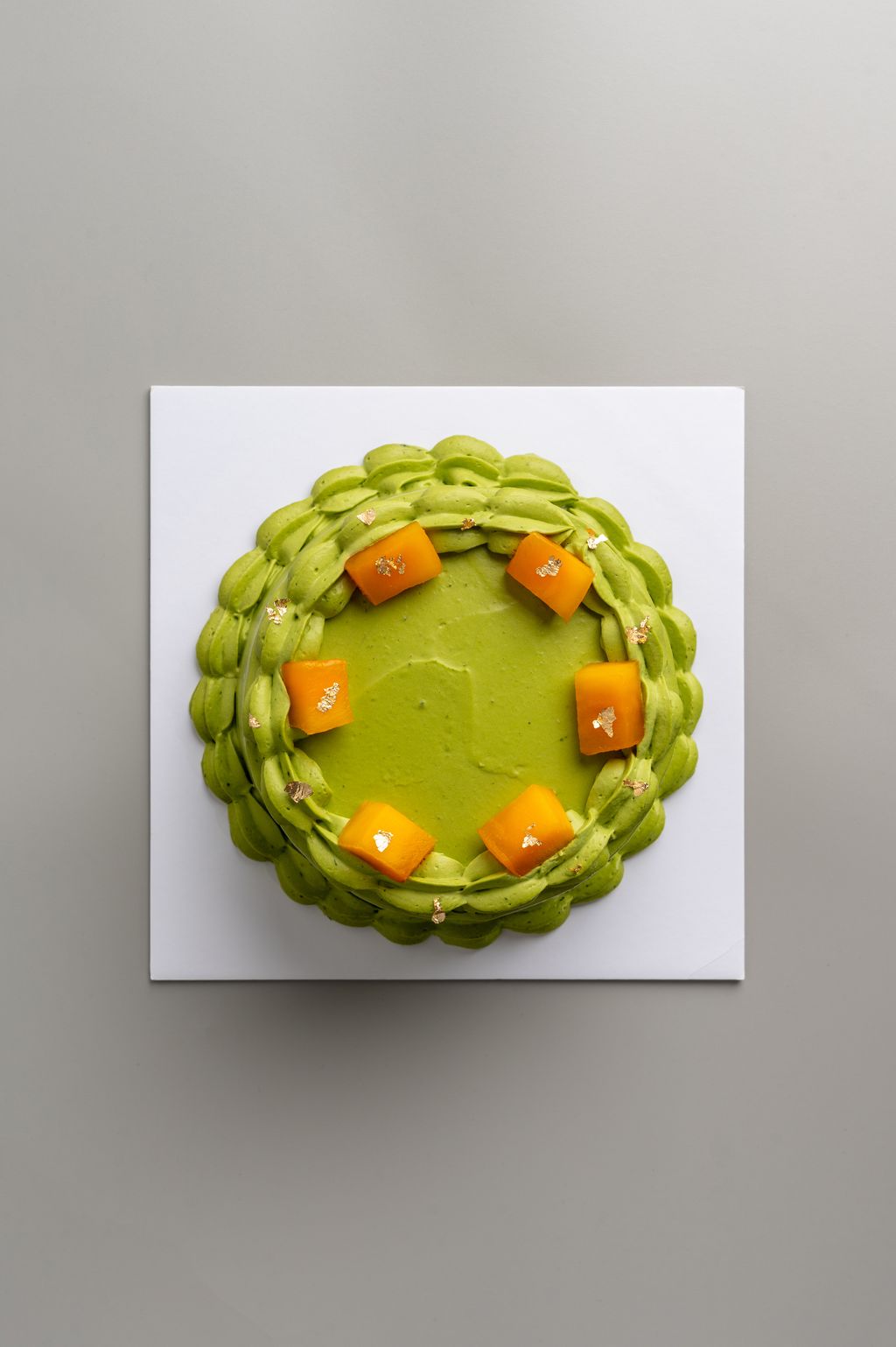 MatchaMangoCake_WholeCakes_Top_202507
