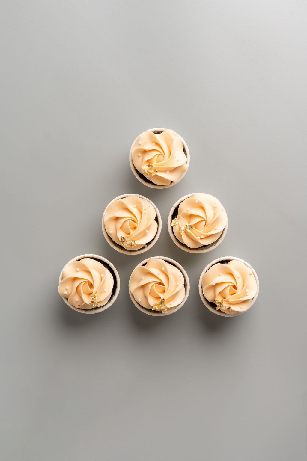 RosetteChocolate_Cupcakes_Top_202507