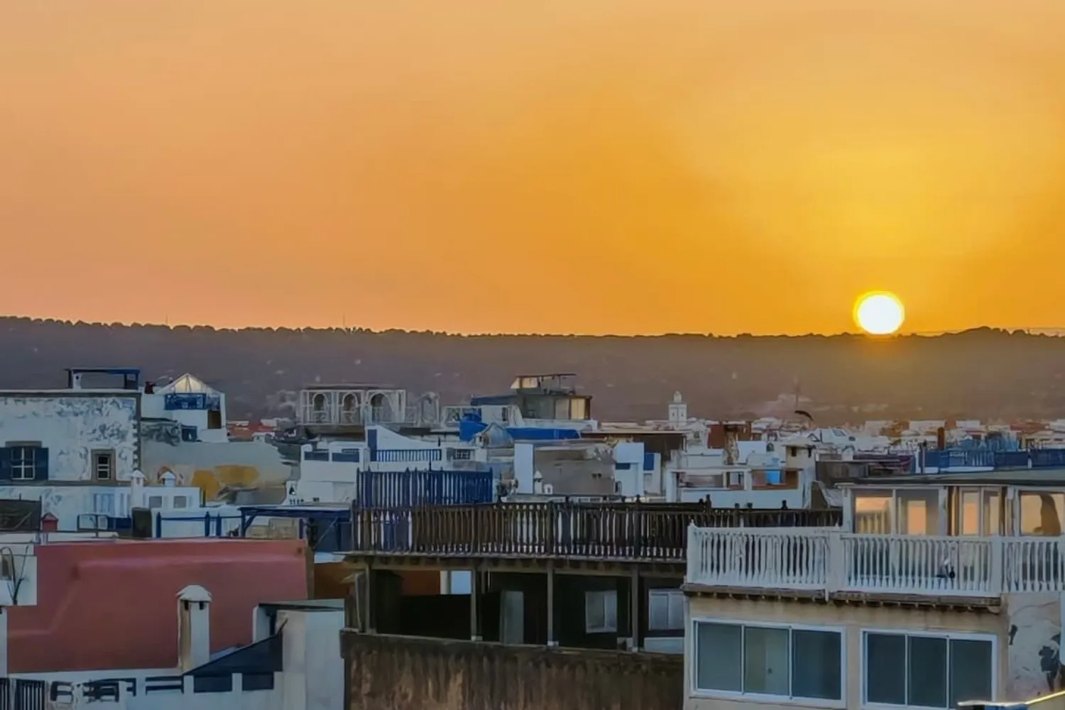 Untitled (1000 x 600 px) (1)