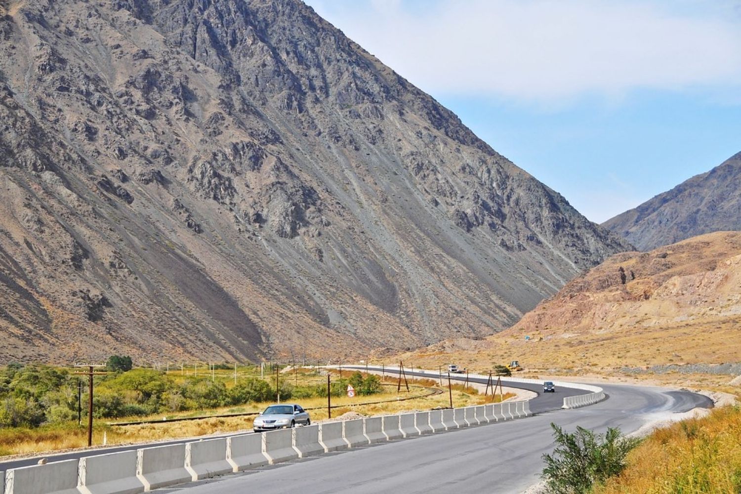 Jeti Oguz & Skazka Canyon