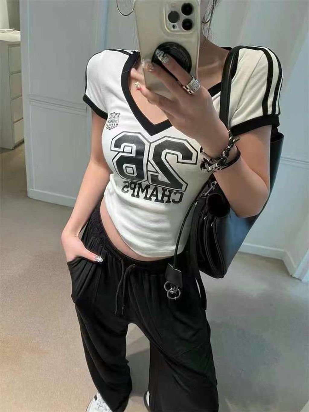 WG.WE万佳1楼4街6档小洁 2025-08-08 17.21.02