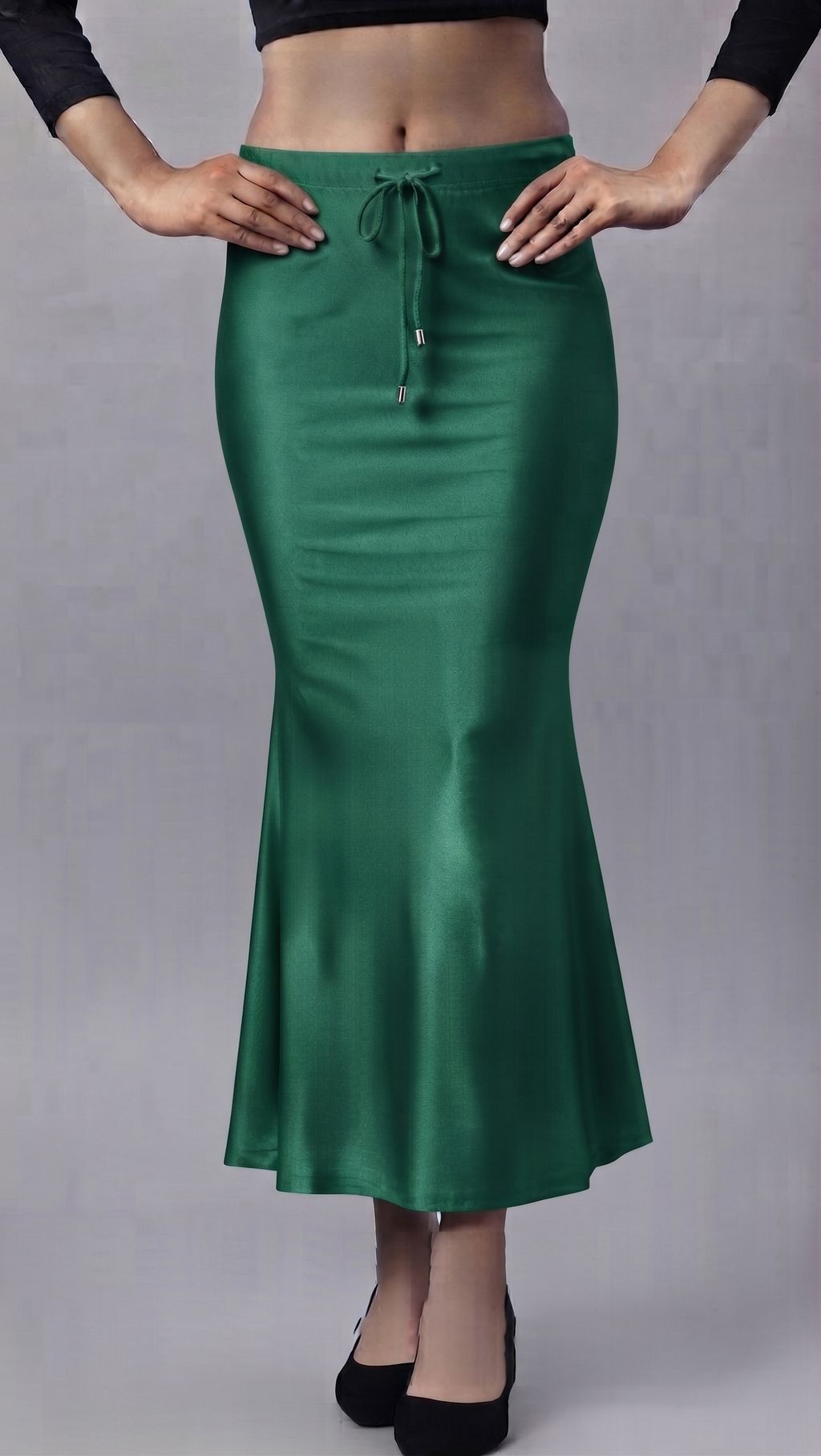 green color saree shapewear