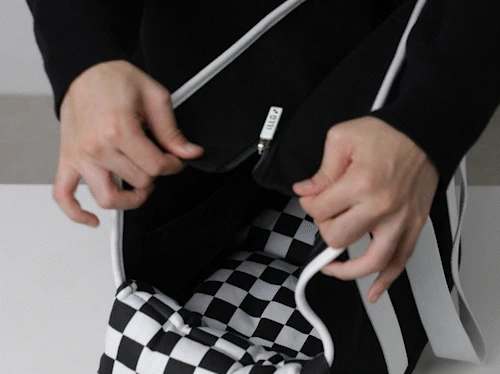 a77b0cb479cc231f3d87ec5fb710bc76