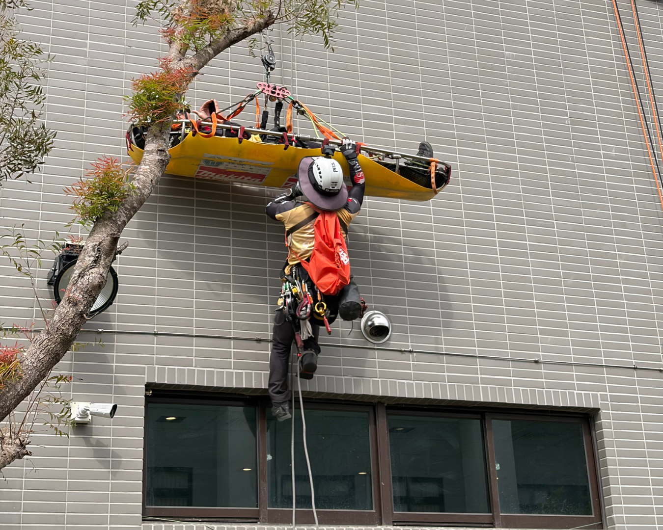 rope-rescue-2026-ironsteel-safety-shoes.jpg2