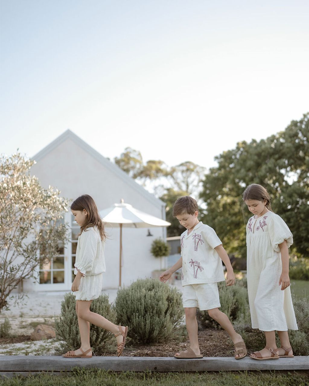 madera-embroidery-dress (3)