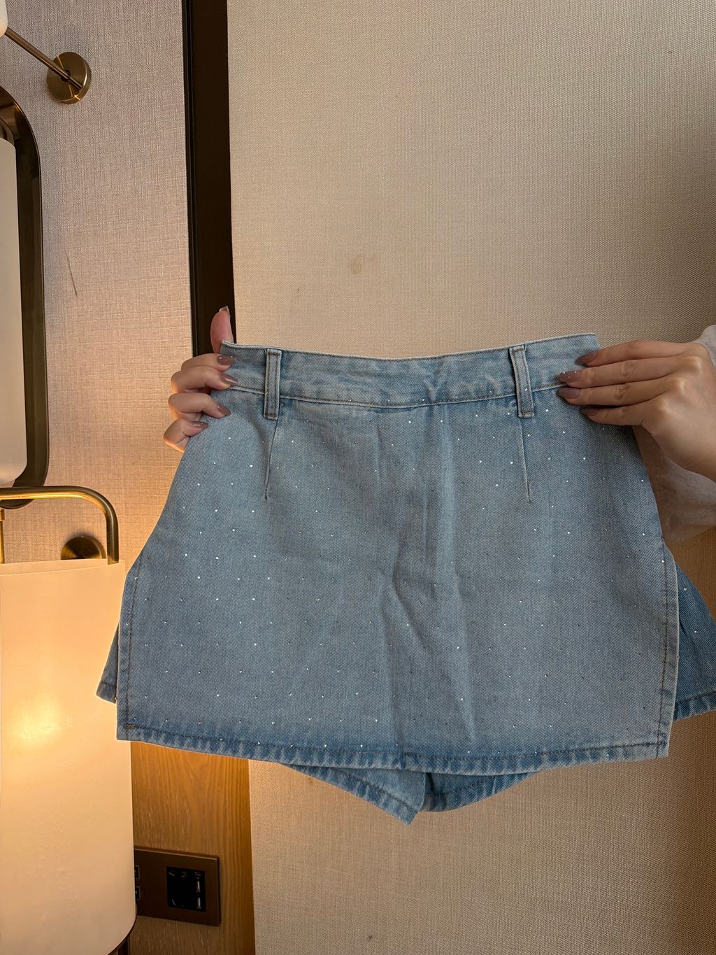 image_picker_69B095D8-B968-41AA-89DC-AEA433E589D0-12178-000005A17268F2DA