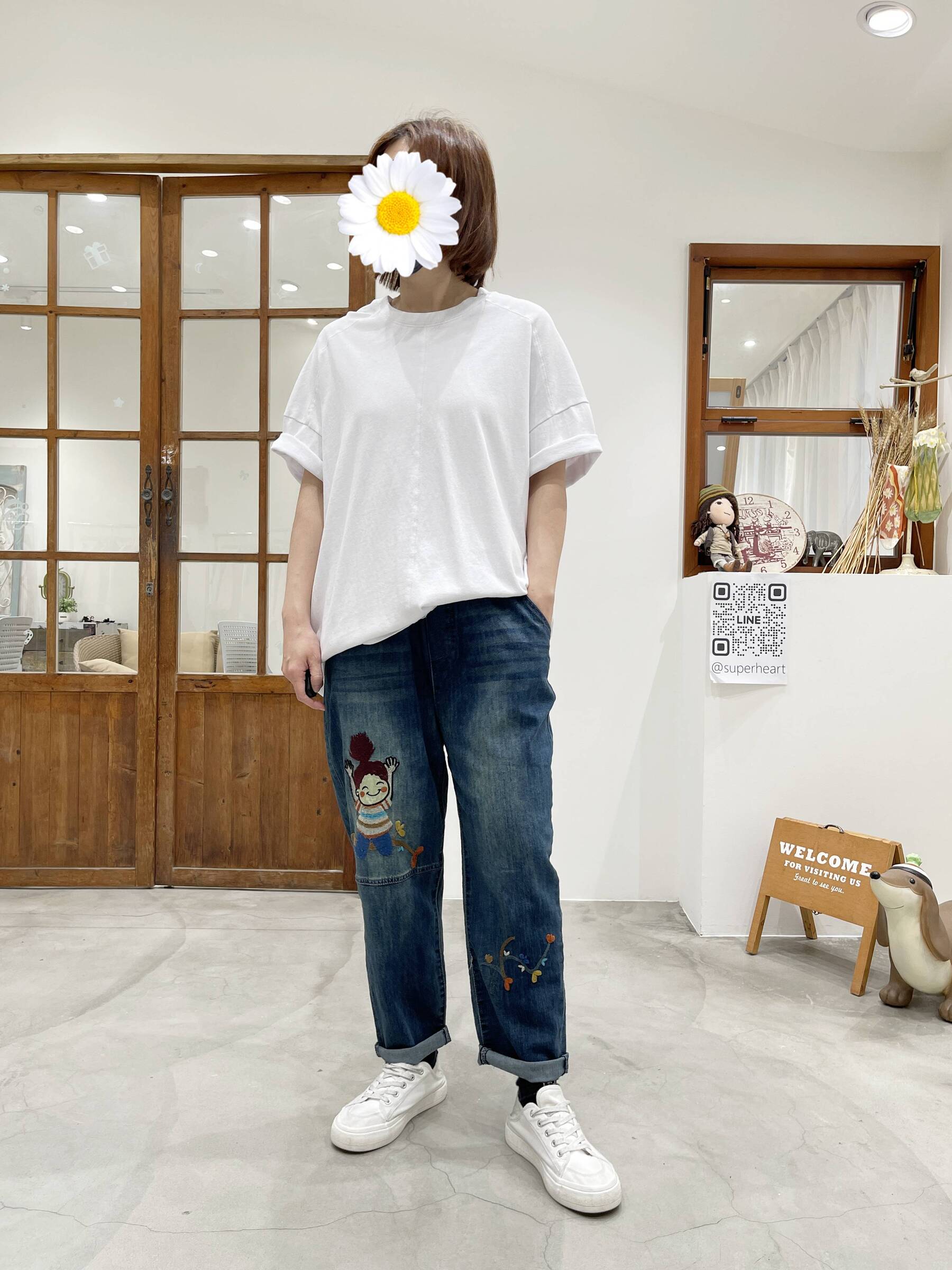 白