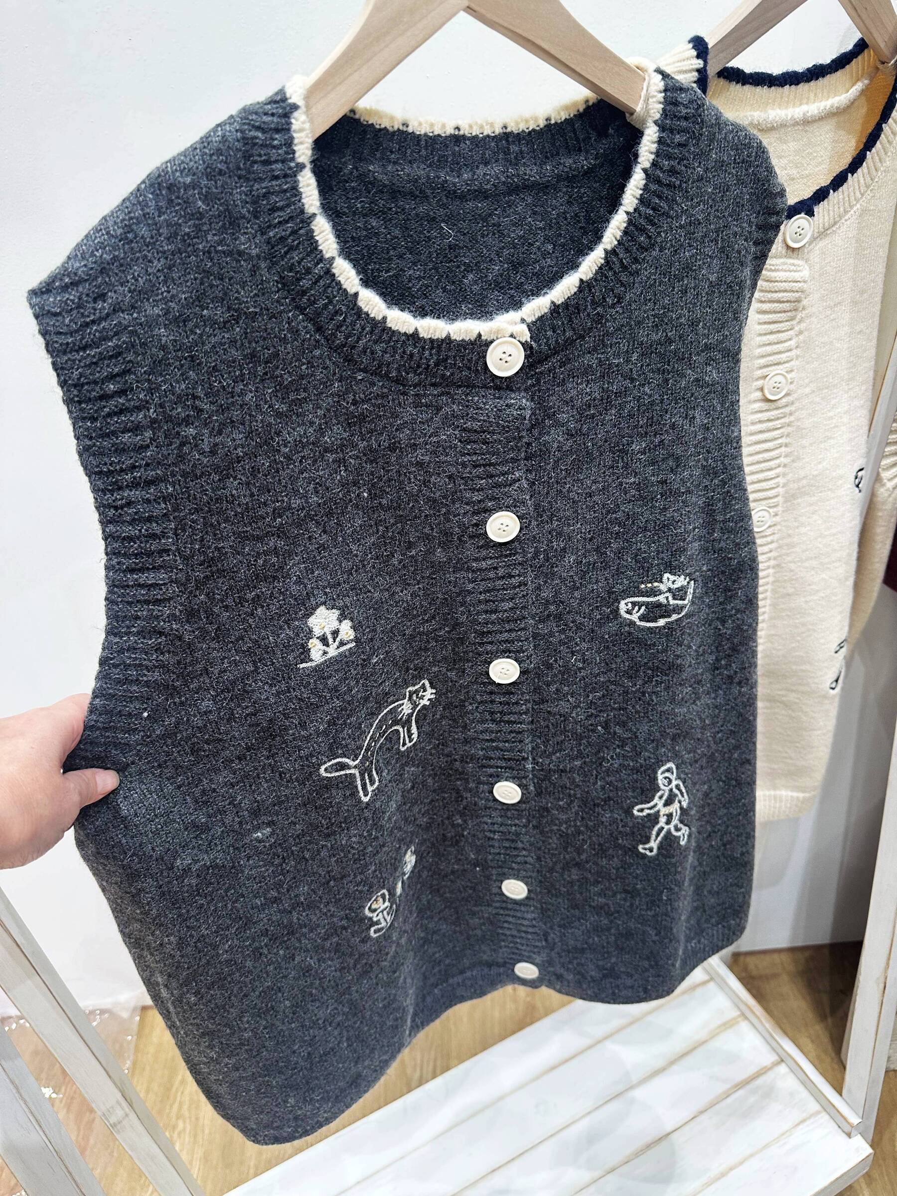 相片 2025-11-17 晚上7 23 04