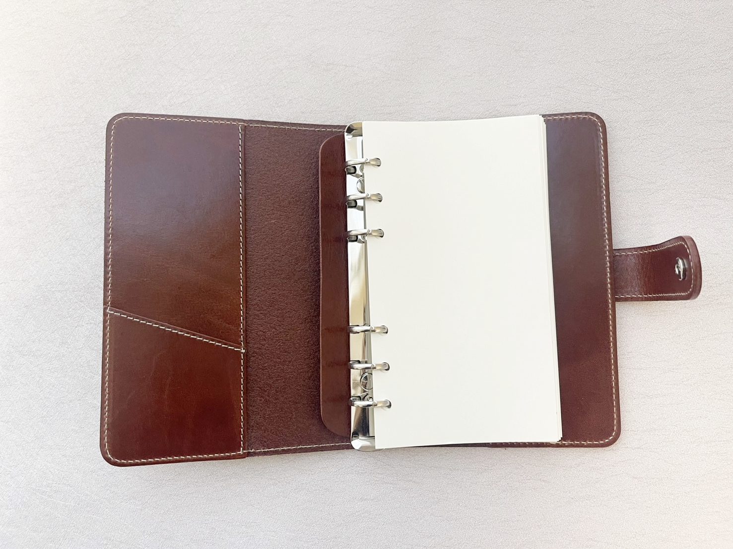 筆記本內頁與卡片收納夾層