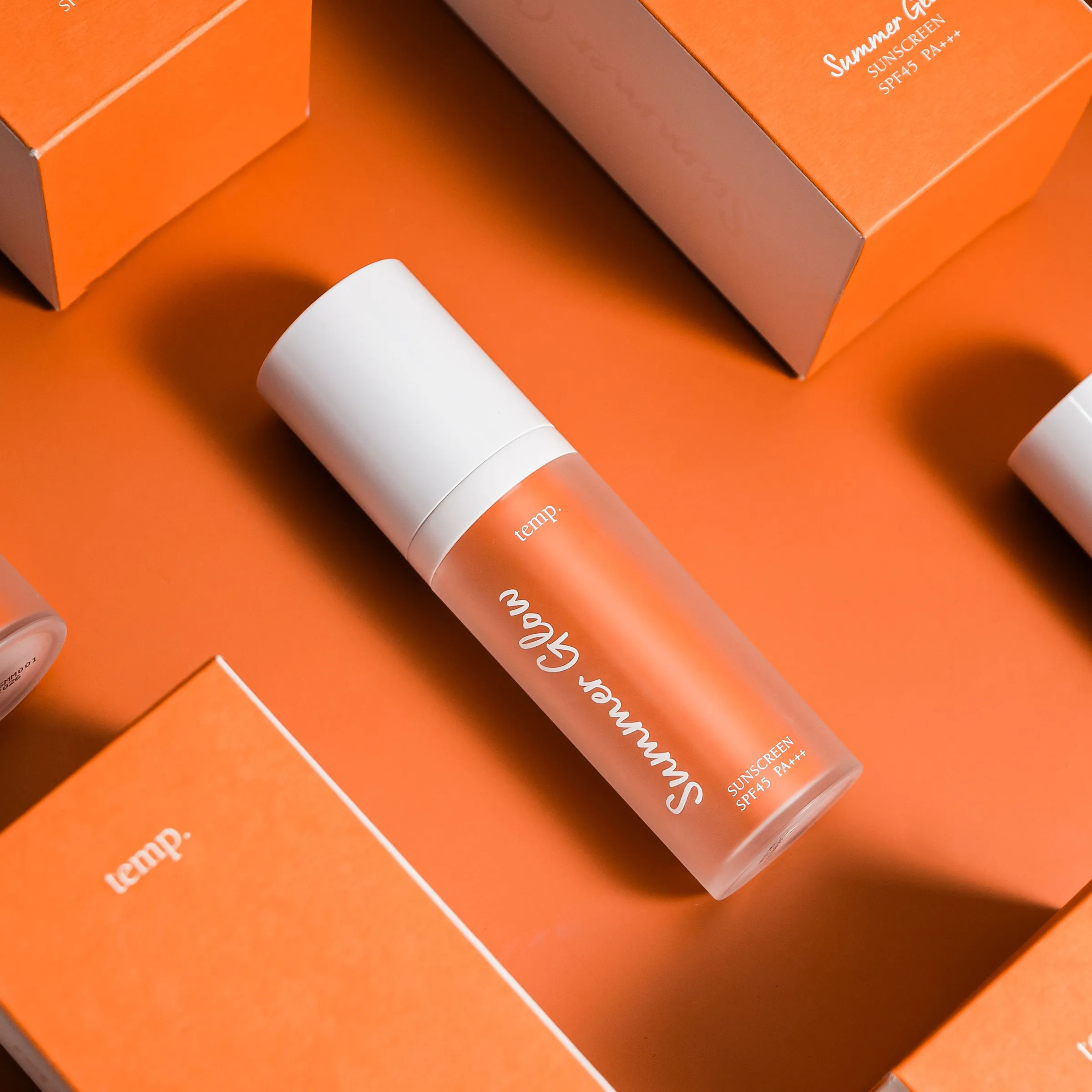 Summer Glow Sunscreen SPF45 PA+++_C