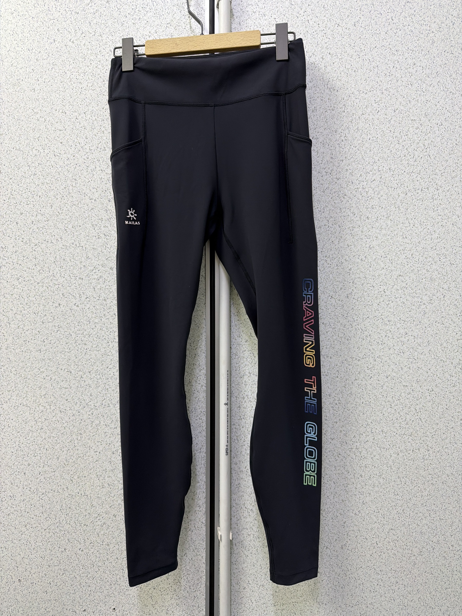 image_picker_7C9084FF-9C68-4A7E-8AB4-9545740B5A40-864-0000004354A6B312