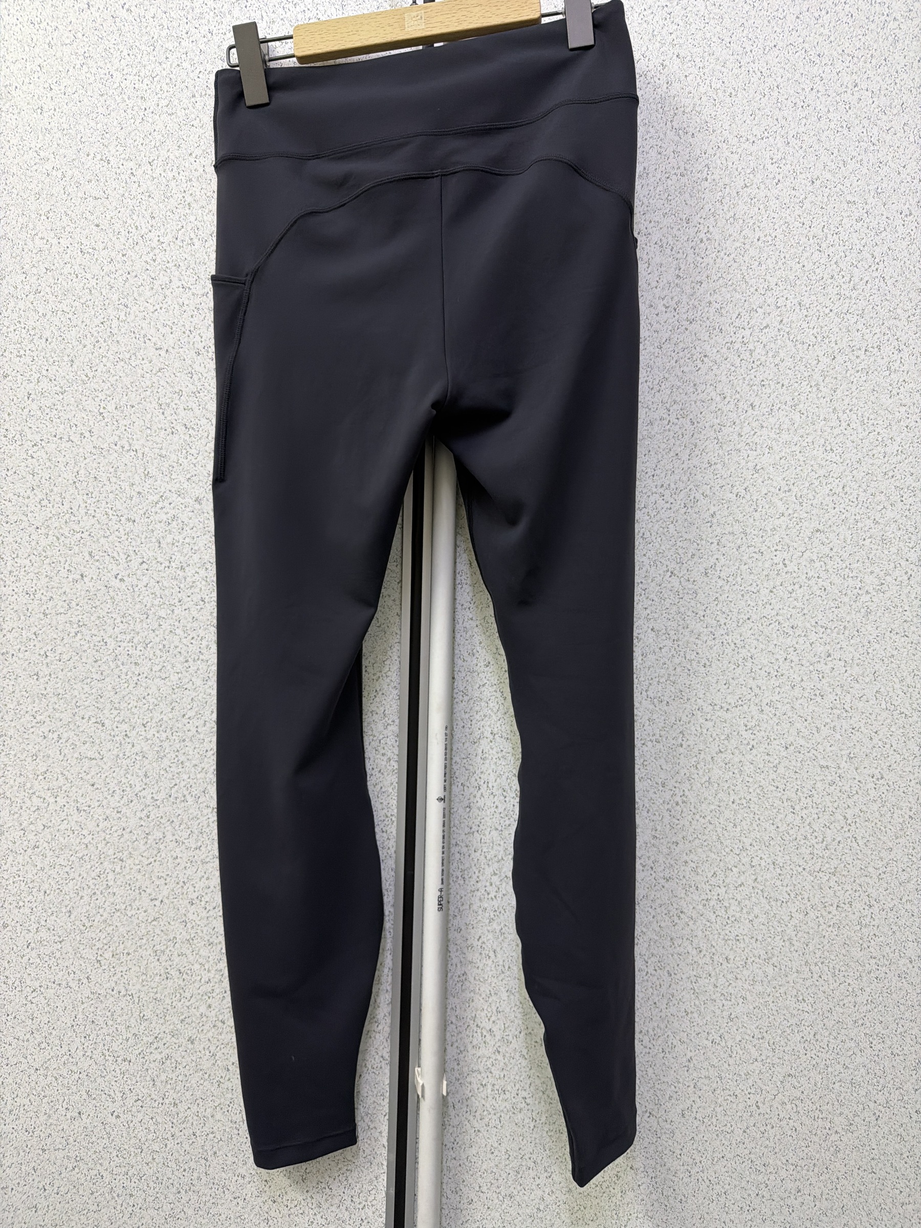 image_picker_C3D652EC-2152-4BF2-9E12-831E75C78650-864-00000043849F9204