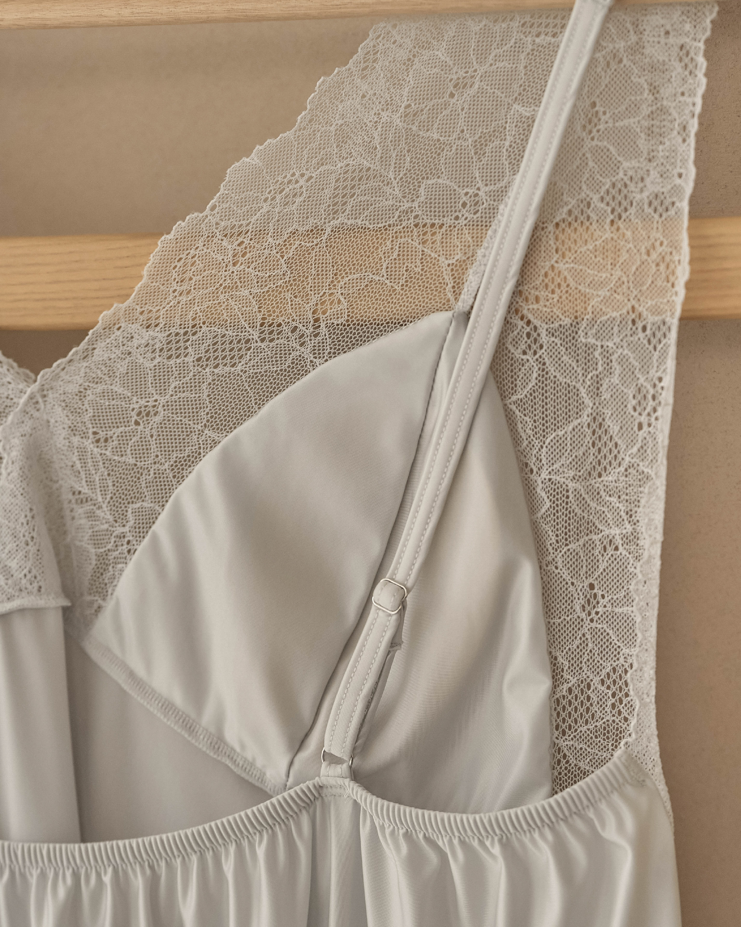 Chantilly Satin Set｜香堤莉緞光套裝_13