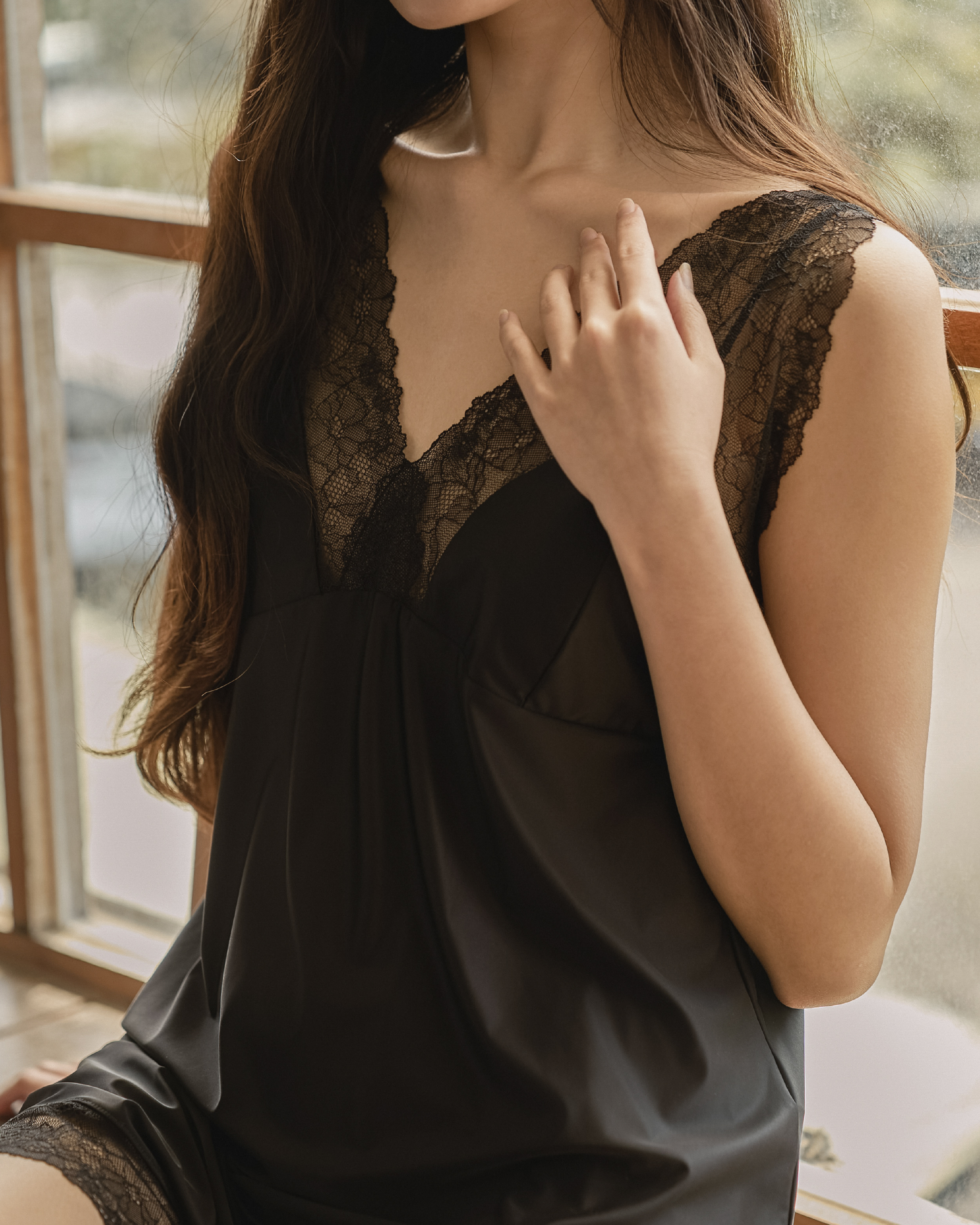 Chantilly Satin Set｜香堤莉緞光套裝_12