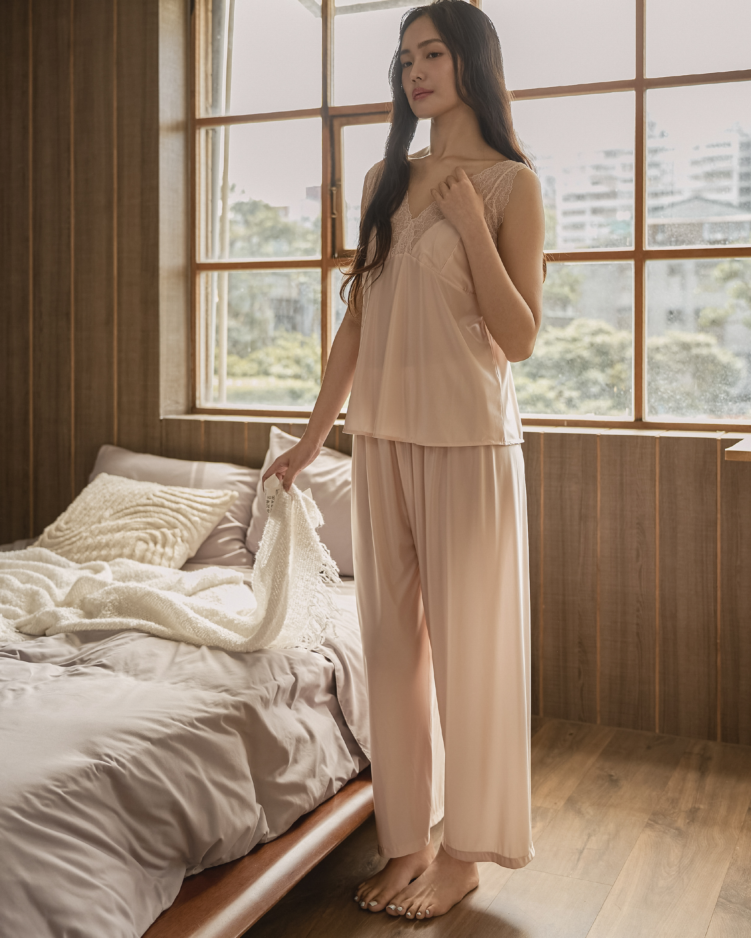 Chantilly Satin Pants Set|香堤莉緞光長褲套裝_5