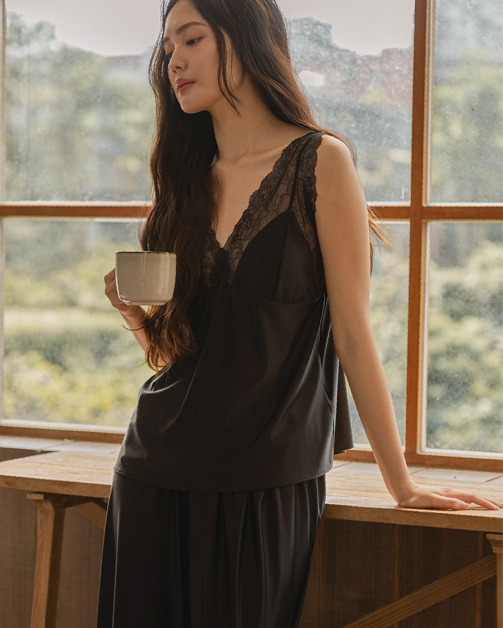 Chantilly Satin Pants Set｜香堤莉緞光長褲套裝_11