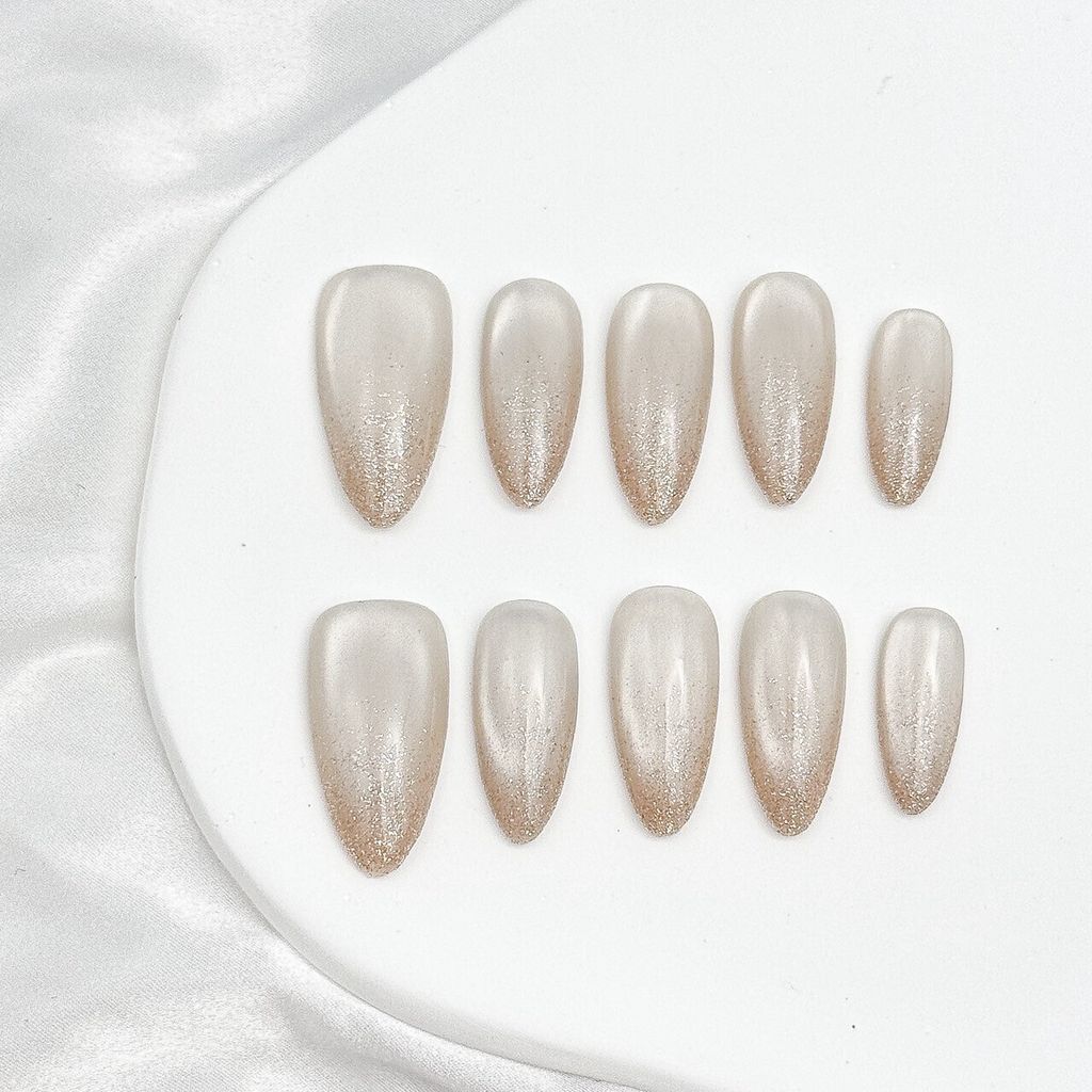 LINE_ALBUM_-2_250729_2