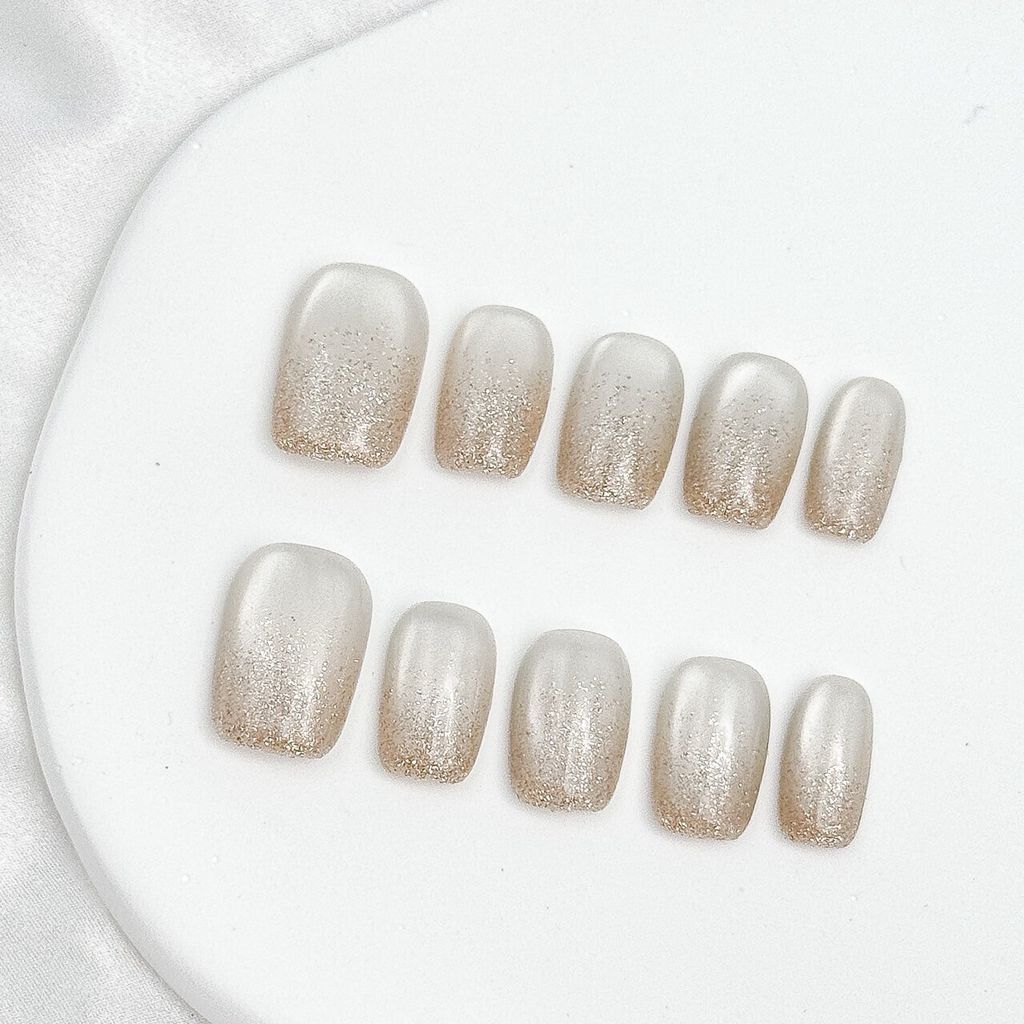 LINE_ALBUM_-2_250730_1