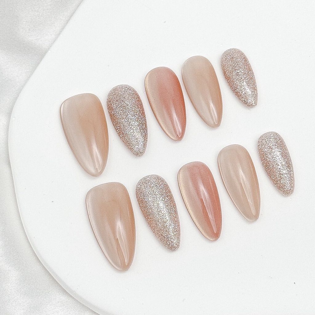 LINE_ALBUM_-2_250729_1