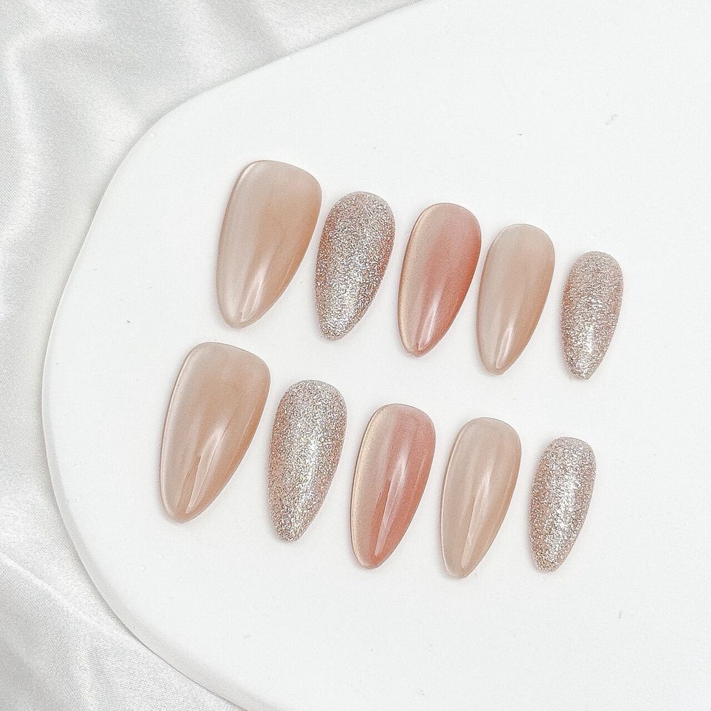 LINE_ALBUM_-2_250729_2