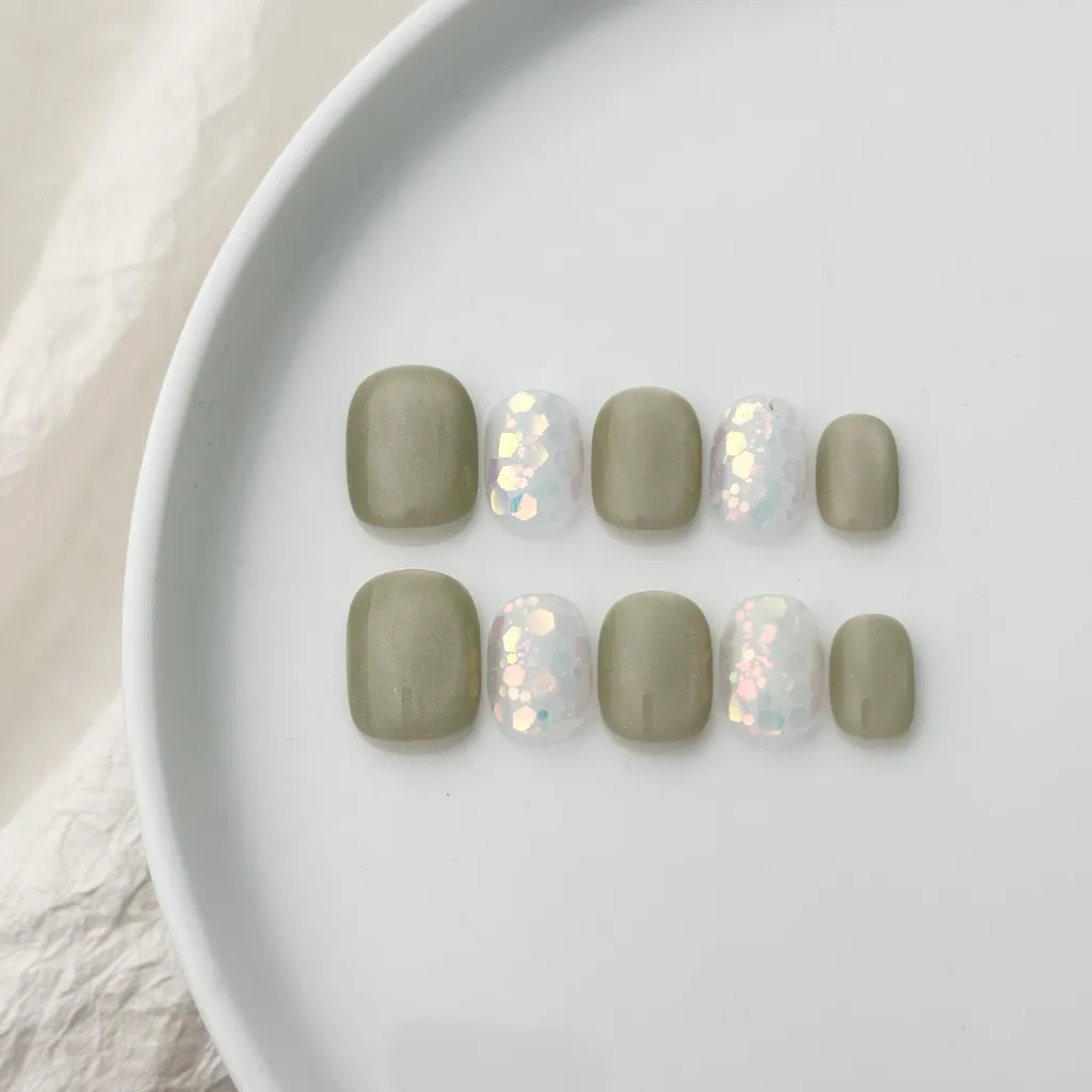 【抹綠團子-碎冰冰】