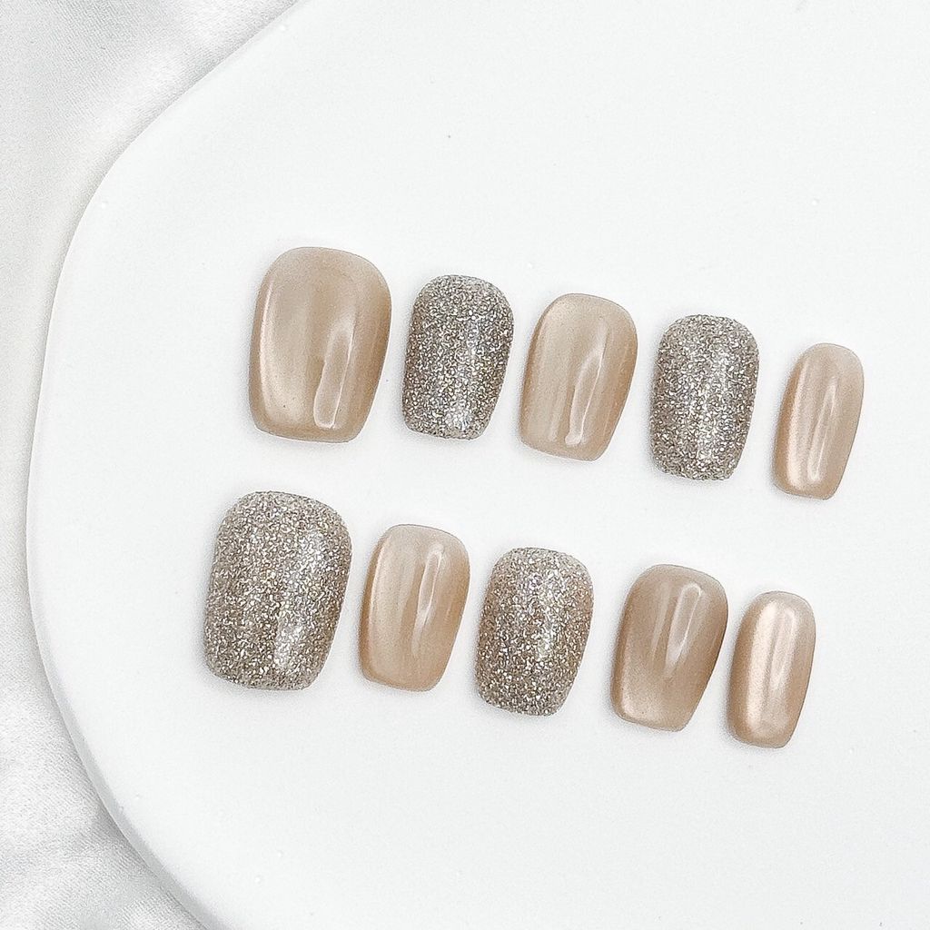 LINE_ALBUM_-2_250729_1