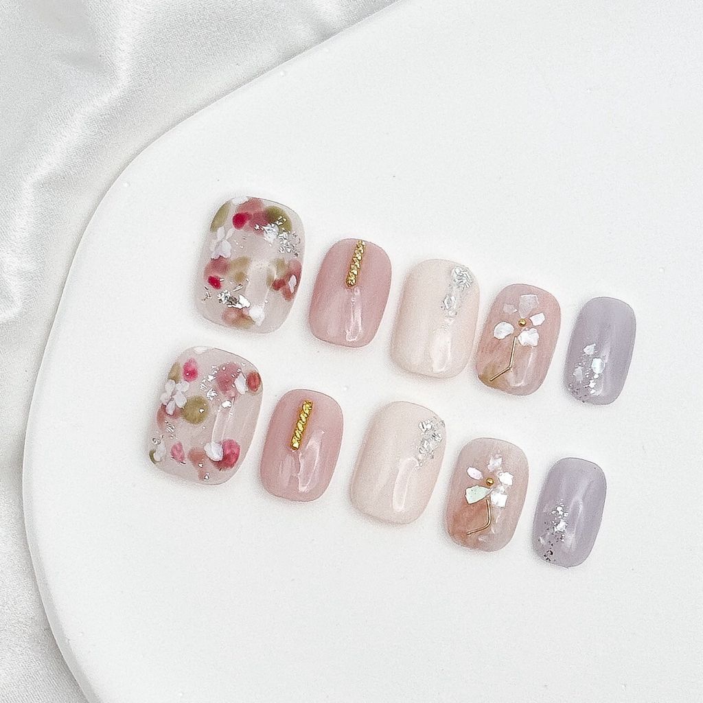 LINE_ALBUM_-2_250730_2