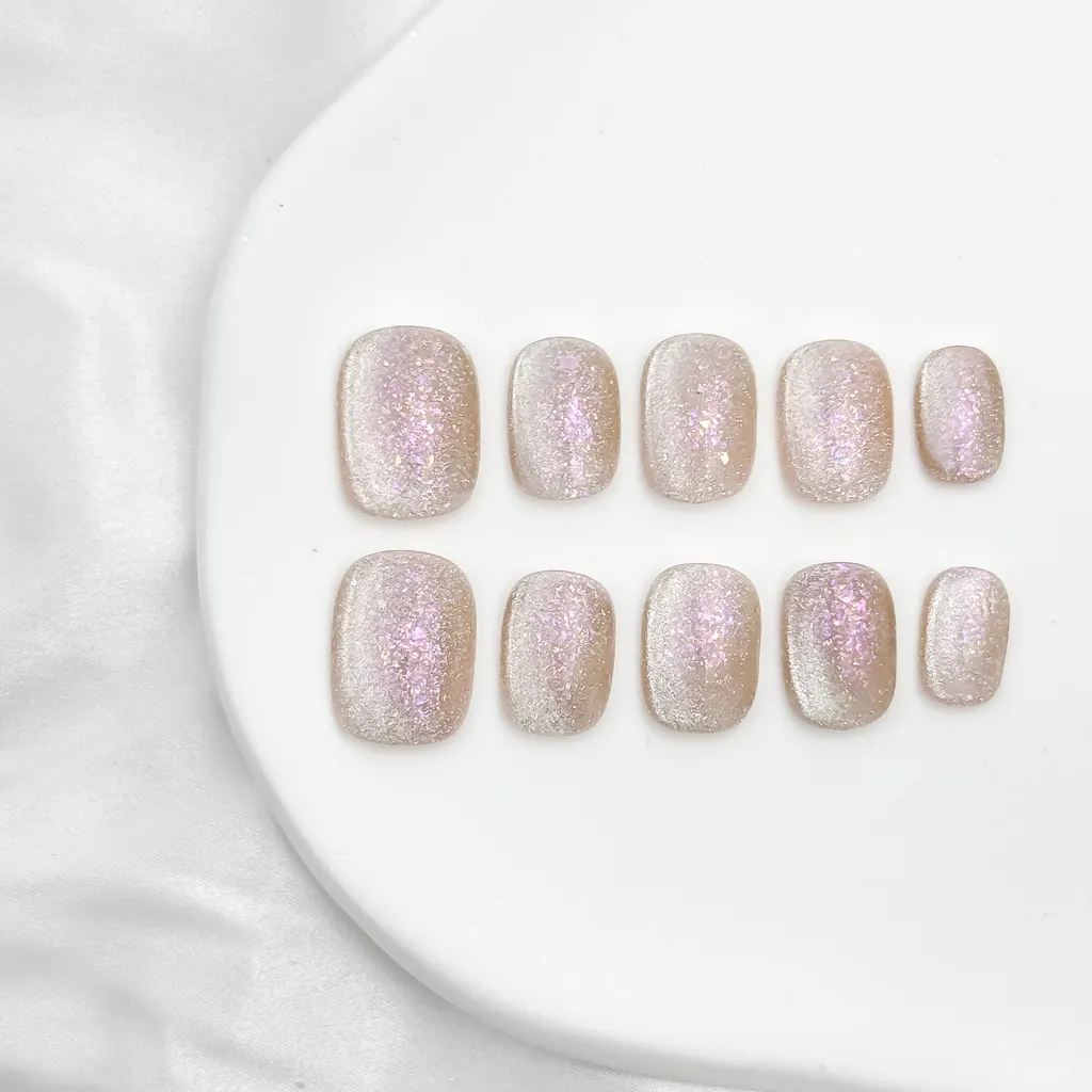 【#極光裸粉】貓眼