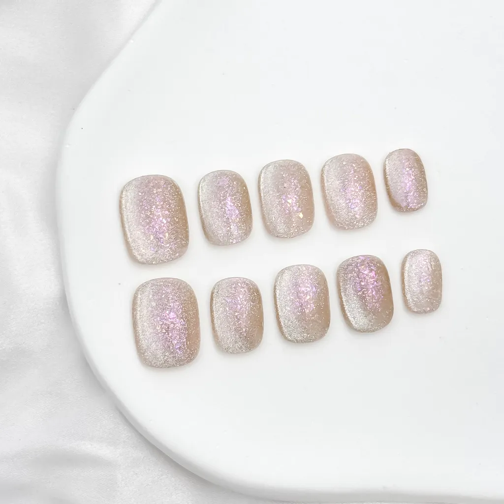 【#極光裸粉】貓眼