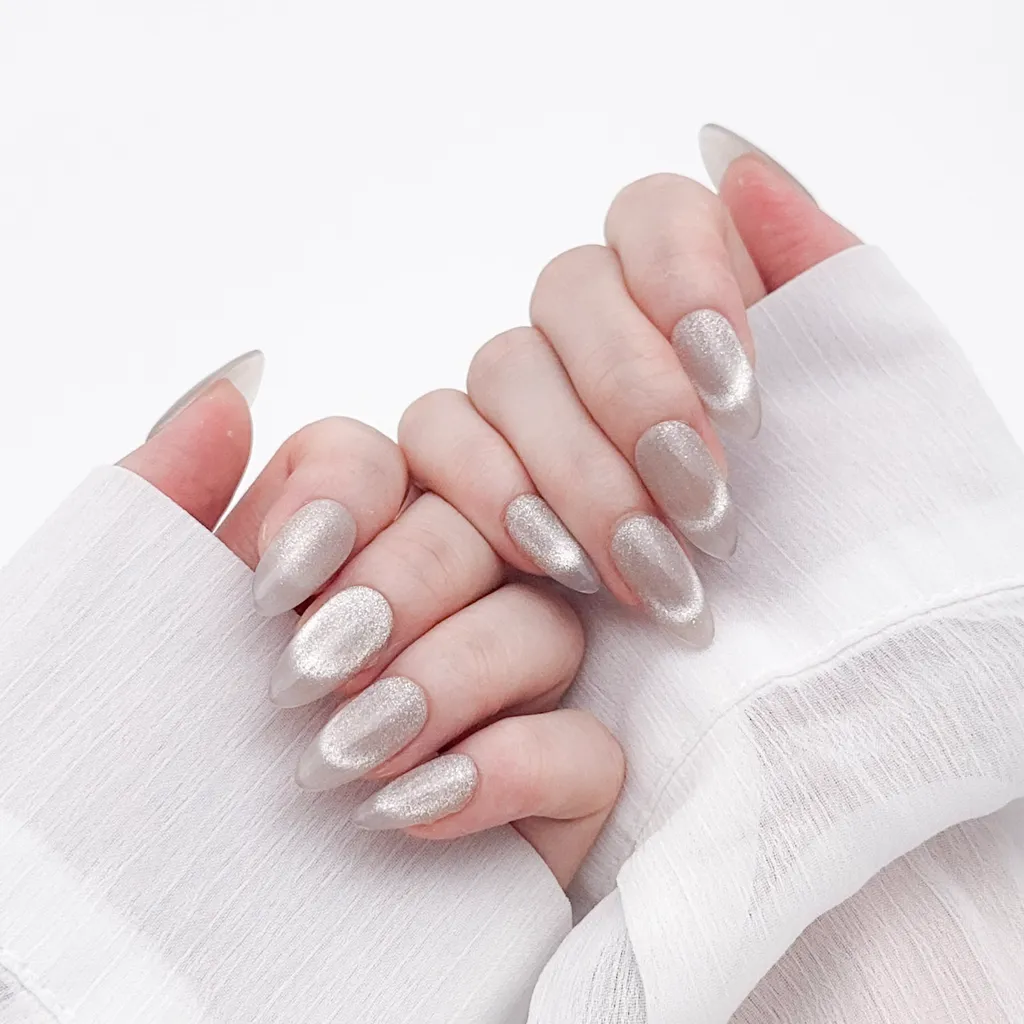 【清晨】微笑貓眼